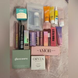 New Ipsy mini deluxe size makeup and skincare lot